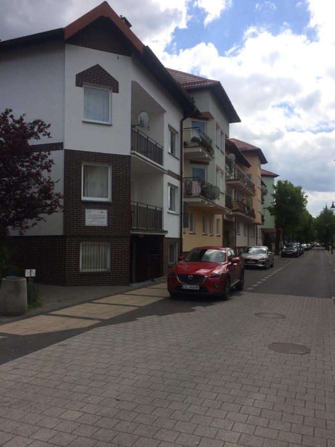 Apartament Przystan W Ustce - 120 M2 - 200 M Od Plazy Mickiewicza 2 Stolpmünde Exterior foto