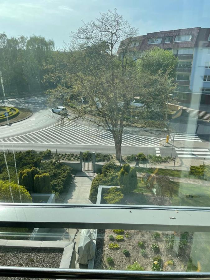 Apartament Przystan W Ustce - 120 M2 - 200 M Od Plazy Mickiewicza 2 Stolpmünde Exterior foto