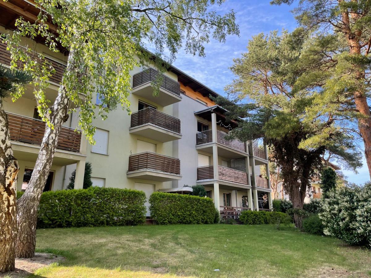 Apartament Przystan W Ustce - 120 M2 - 200 M Od Plazy Mickiewicza 2 Stolpmünde Exterior foto
