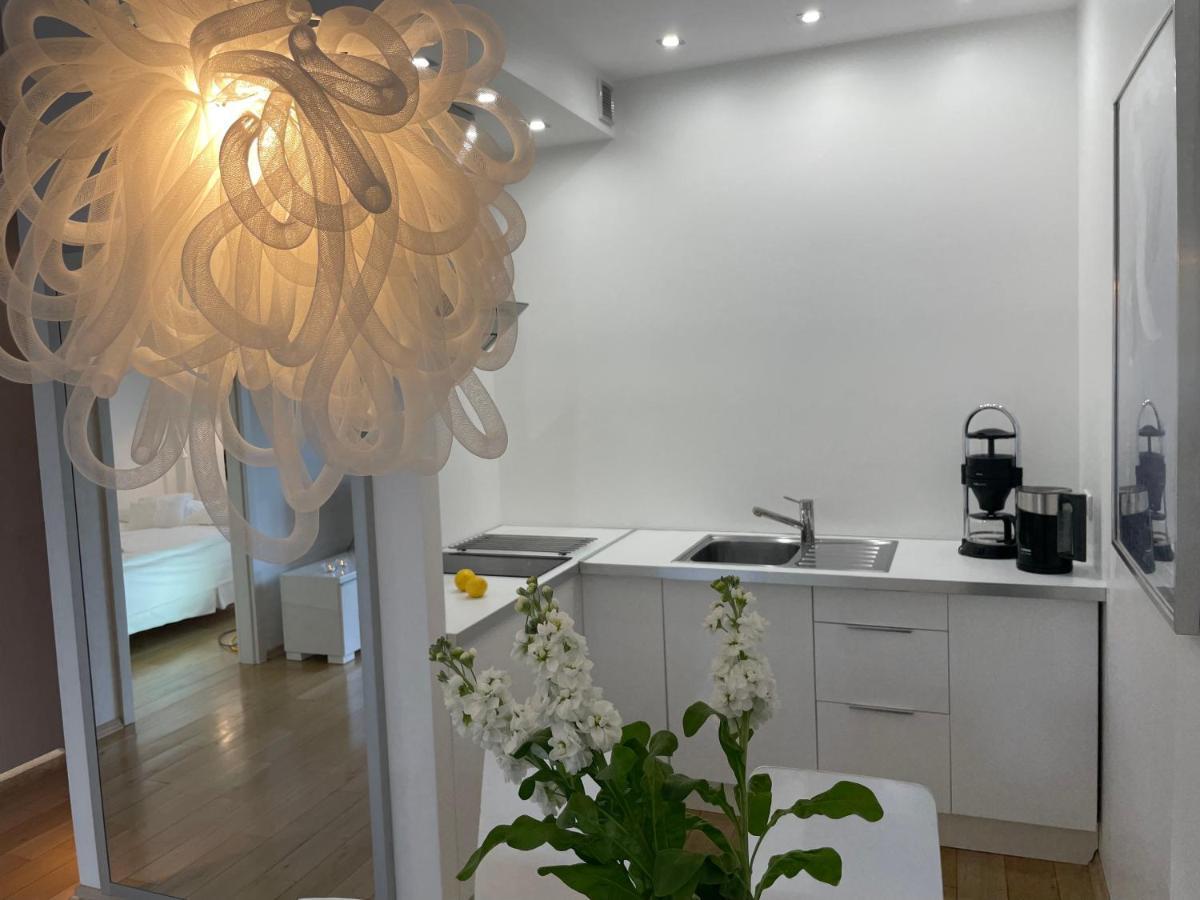 Apartament Przystan W Ustce - 120 M2 - 200 M Od Plazy Mickiewicza 2 Stolpmünde Exterior foto
