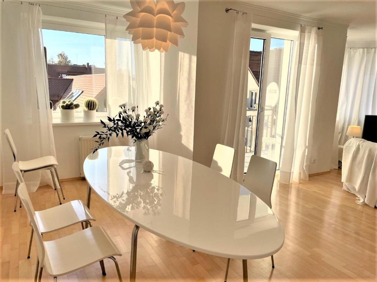 Apartament Przystan W Ustce - 120 M2 - 200 M Od Plazy Mickiewicza 2 Stolpmünde Exterior foto