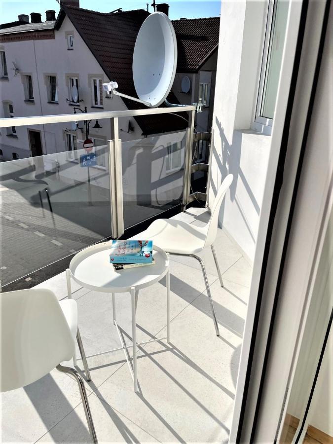 Apartament Przystan W Ustce - 120 M2 - 200 M Od Plazy Mickiewicza 2 Stolpmünde Exterior foto