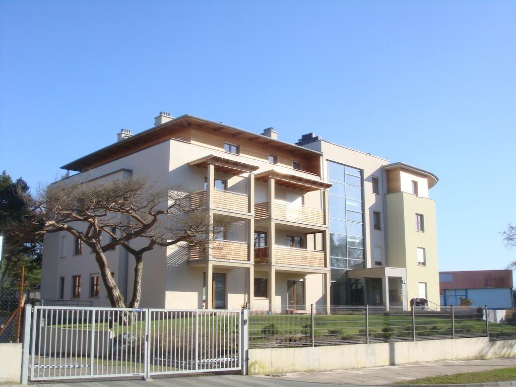 Apartament Przystan W Ustce - 120 M2 - 200 M Od Plazy Mickiewicza 2 Stolpmünde Zimmer foto